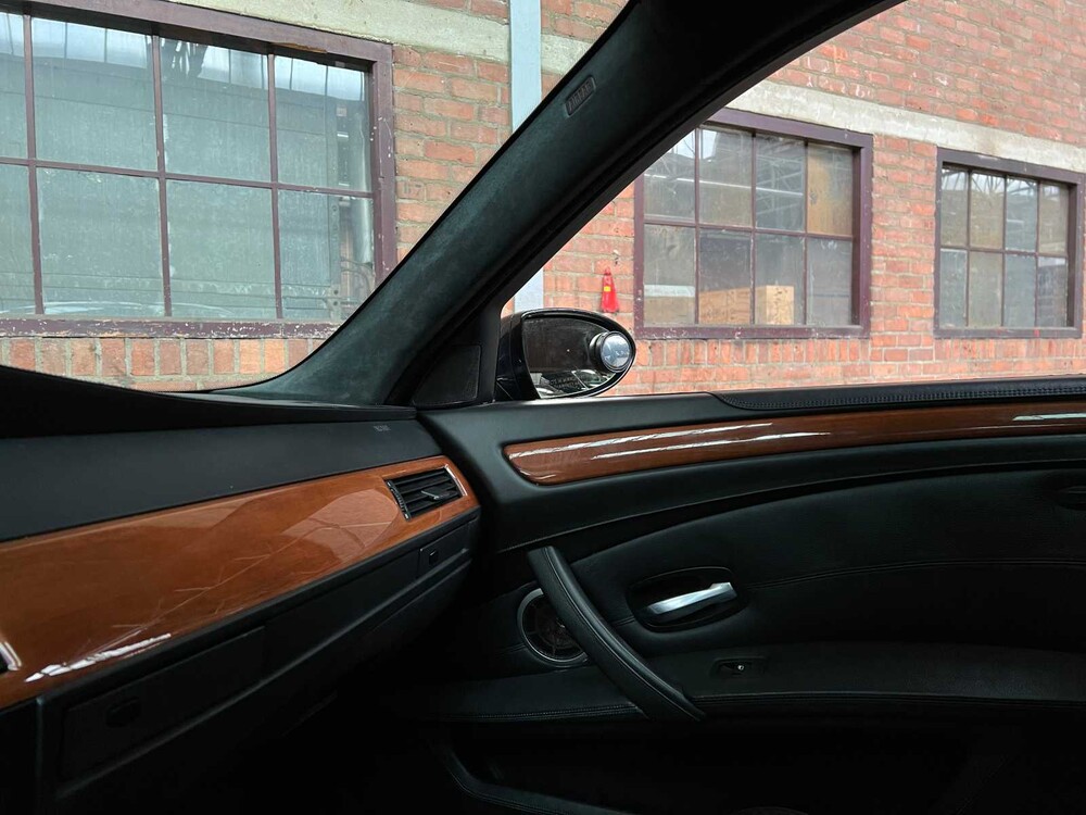 BMW M5 5.0 V10 E60 507PS 2008 5er YOUNGTIMER