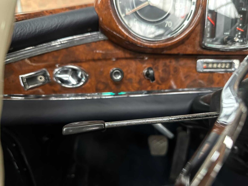 Mercedes-Benz 300SE Cabriolet W112 3.0 163PS 1964 300er Baureihe, AR-38-24