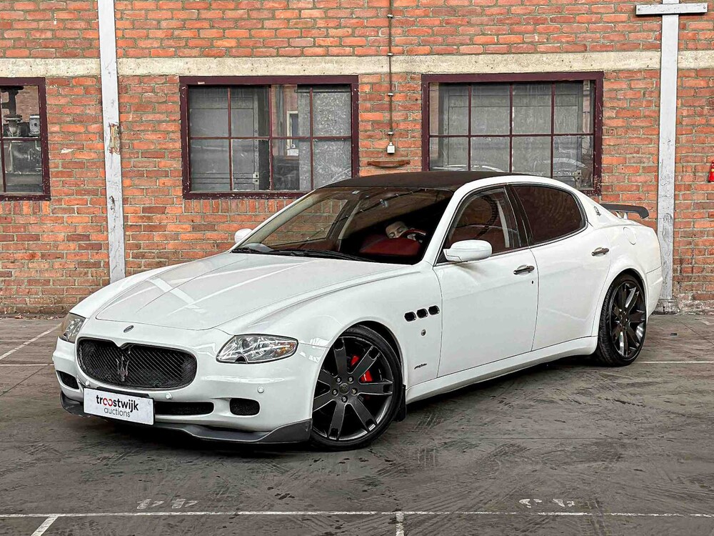 Maserati Quattroporte 4.2 V8 400HP ZF Automatik 2007 Youngtimer
