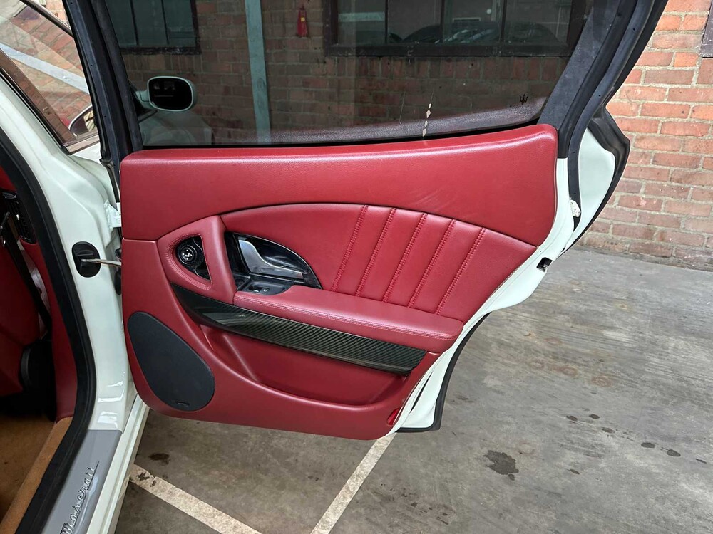 Maserati Quattroporte 4.2 V8 400HP ZF Automatik 2007 Youngtimer