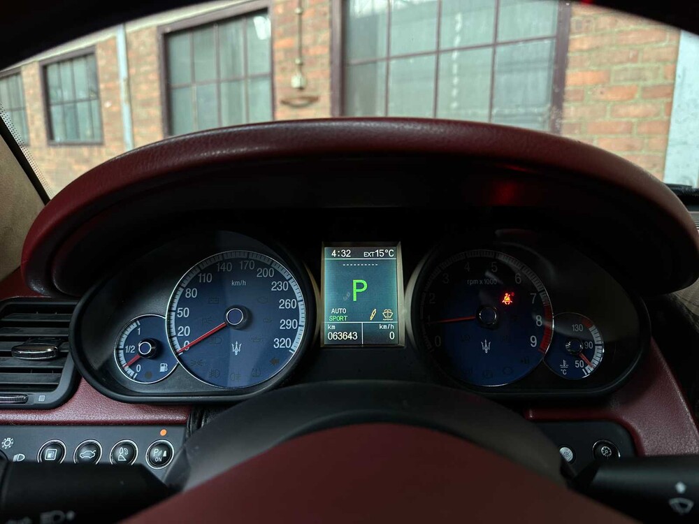 Maserati Quattroporte 4.2 V8 400HP ZF Automatik 2007 Youngtimer