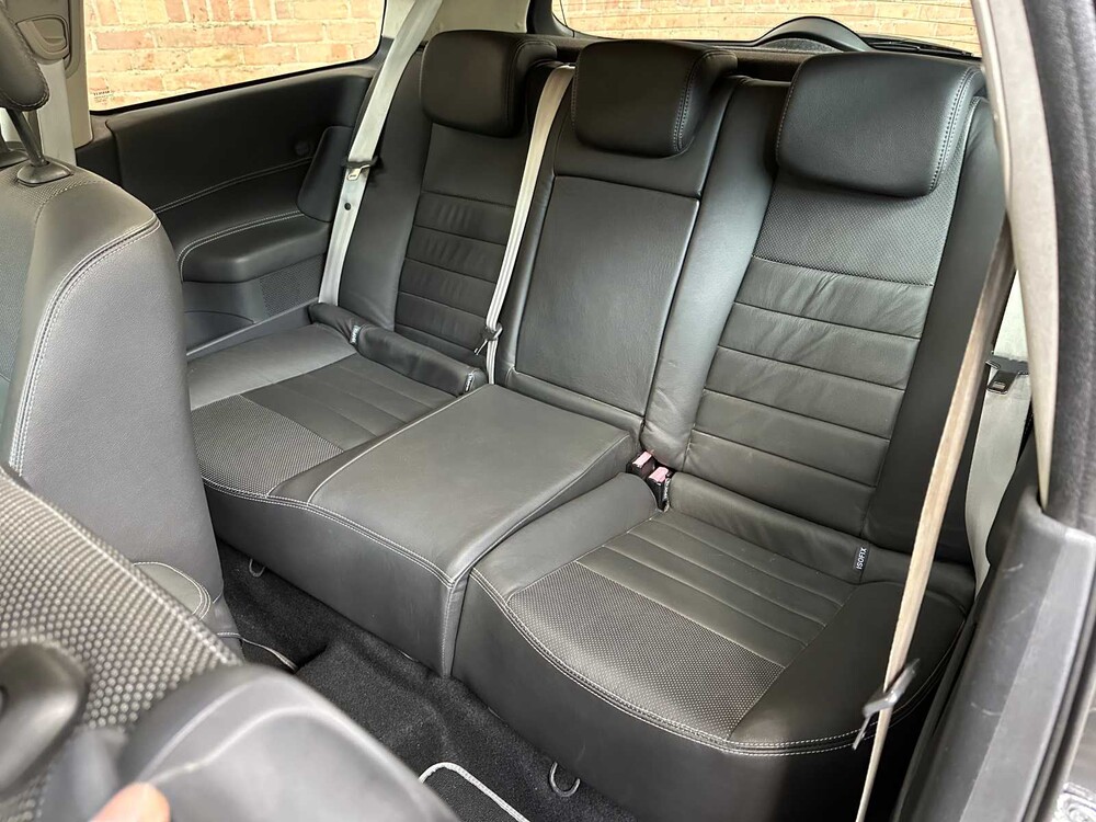 Renault Sport Megane RS Typ 2 Phase II 3-DRS 2.0 turbo 224PS 2008 Youngtimer