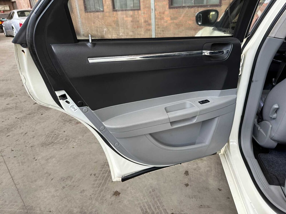 Chrysler 300C 3.5 V6 253PS 2006 Youngtimer