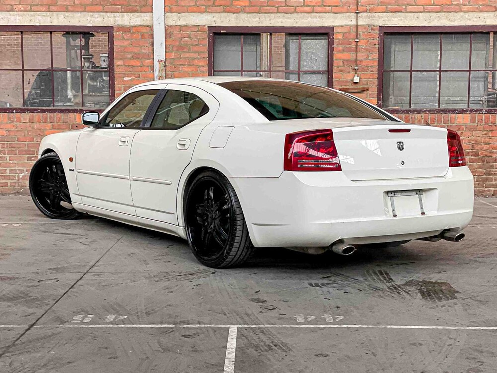 Dodge Charger RT HEMI 5.7 V8 340PS 2005 Youngtimer