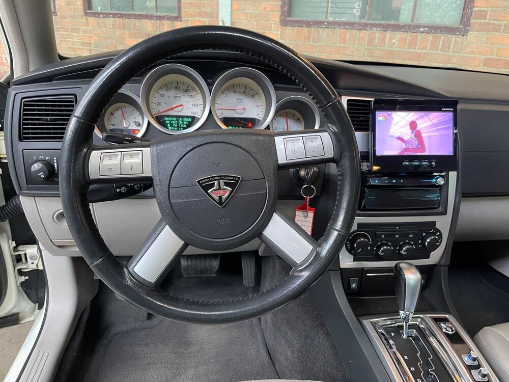 Dodge Charger RT HEMI 5.7 V8 340PS 2005 Youngtimer