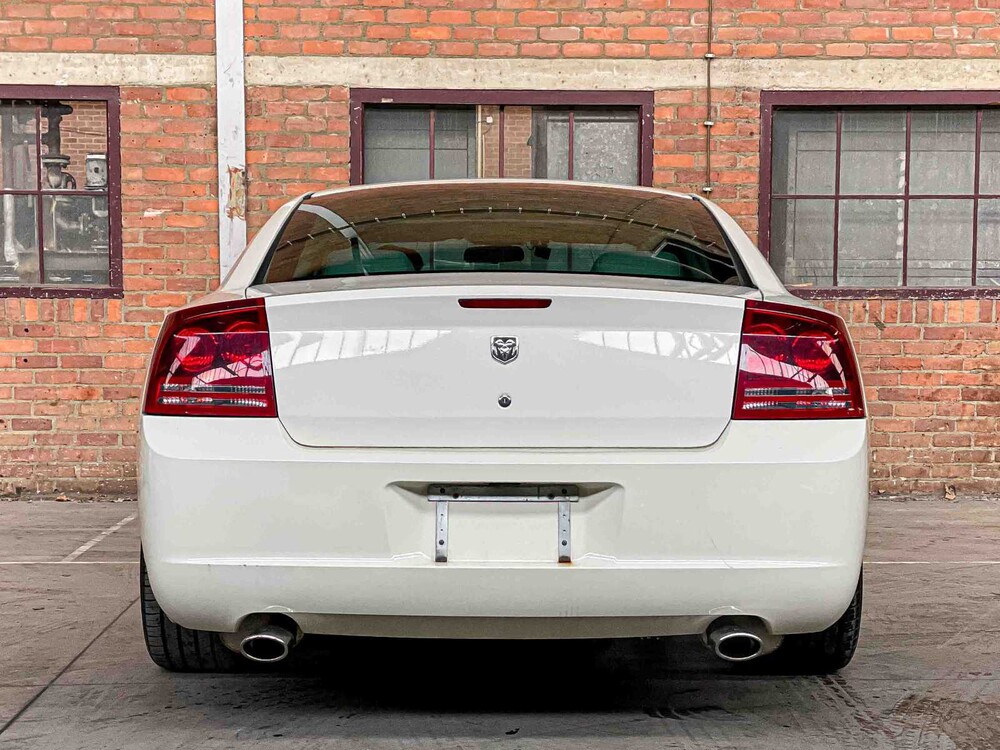 Dodge Charger RT HEMI 5.7 V8 340PS 2005 Youngtimer