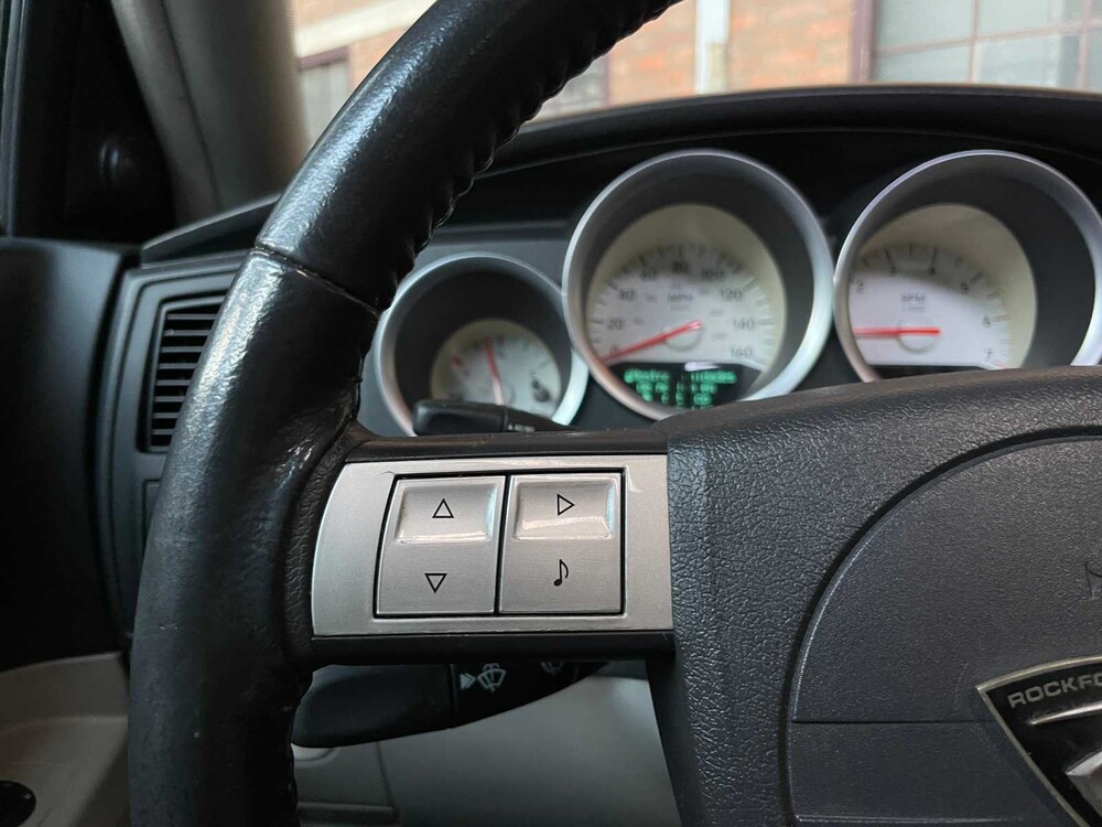 Dodge Charger RT HEMI 5.7 V8 340PS 2005 Youngtimer