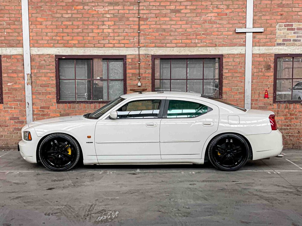 Dodge Charger RT HEMI 5.7 V8 340PS 2005 Youngtimer