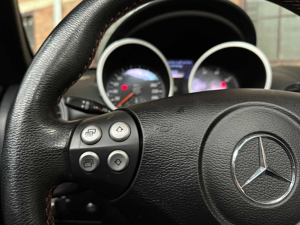 Mercedes SLK350 AMG 3.5 V6 272hp 2007 AIRSCARF Youngtimer