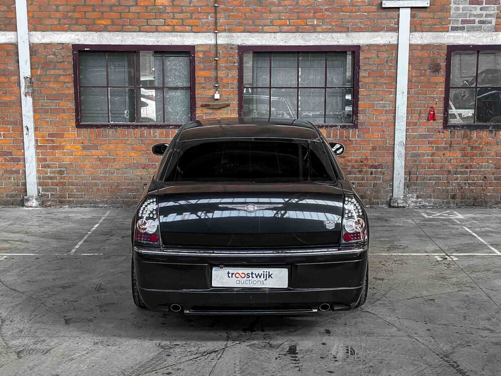 Chrysler 300C HEMI 5.7 V8 340PS 2006 Youngtimer