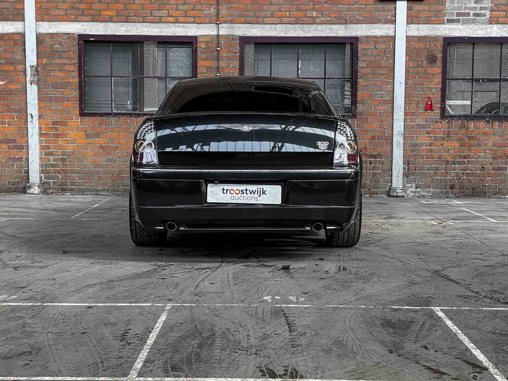 Chrysler 300C HEMI 5.7 V8 340PS 2006 Youngtimer