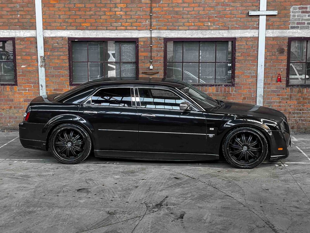 Chrysler 300C HEMI 5.7 V8 340PS 2006 Youngtimer