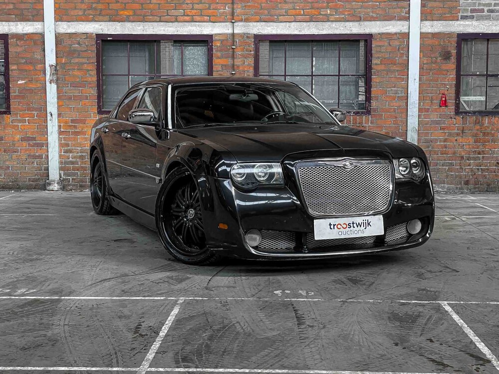 Chrysler 300C HEMI 5.7 V8 340PS 2006 Youngtimer