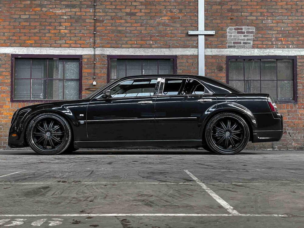 Chrysler 300C HEMI 5.7 V8 340PS 2006 Youngtimer