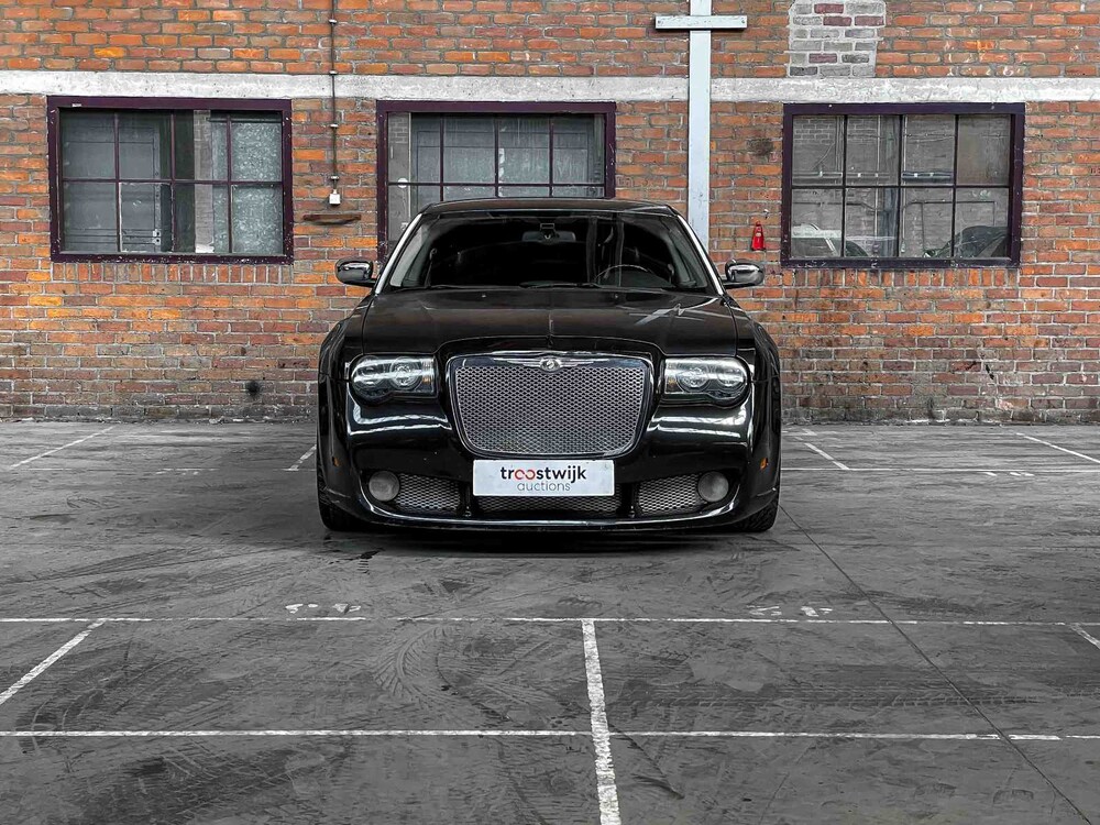 Chrysler 300C HEMI 5.7 V8 340PS 2006 Youngtimer