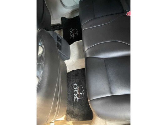 Chrysler 300C HEMI 5.7 V8 340PS 2006 Youngtimer