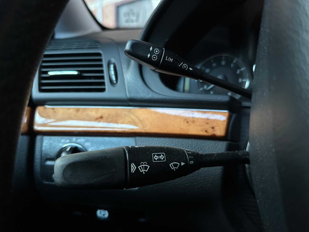 Mercedes-Benz E280 3.0 V6 Classic (Facelift) 231PS 2007 E-Klasse, N-989-RF Youngtimer