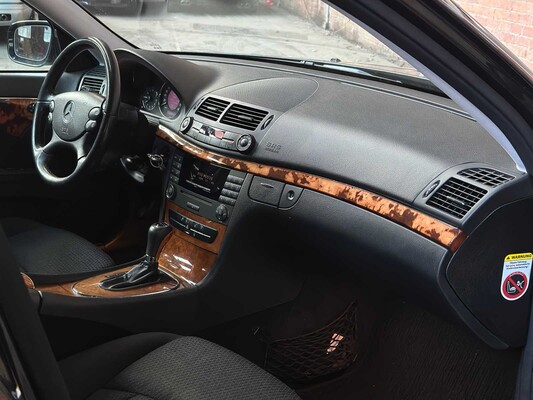 Mercedes-Benz E280 3.0 V6 Classic (Facelift) 231PS 2007 E-Klasse, N-989-RF Youngtimer