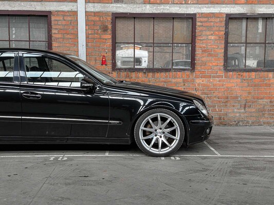 Mercedes-Benz E280 3.0 V6 Classic (Facelift) 231PS 2007 E-Klasse, N-989-RF Youngtimer