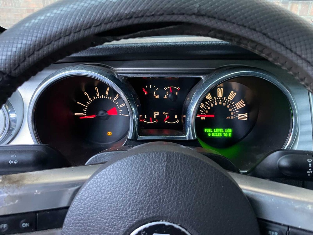 Ford Mustang Cabriolet 4.0 V6 213PS 2008 Youngtimer