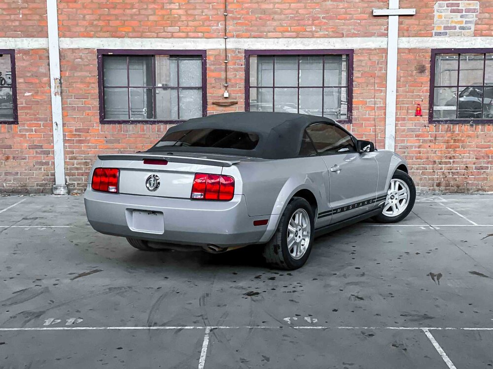 Ford Mustang Cabriolet 4.0 V6 213PS 2008 Youngtimer