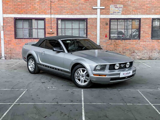 Ford Mustang Cabriolet 4.0 V6 213PS 2008 Youngtimer