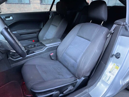 Ford Mustang Cabriolet 4.0 V6 213PS 2008 Youngtimer