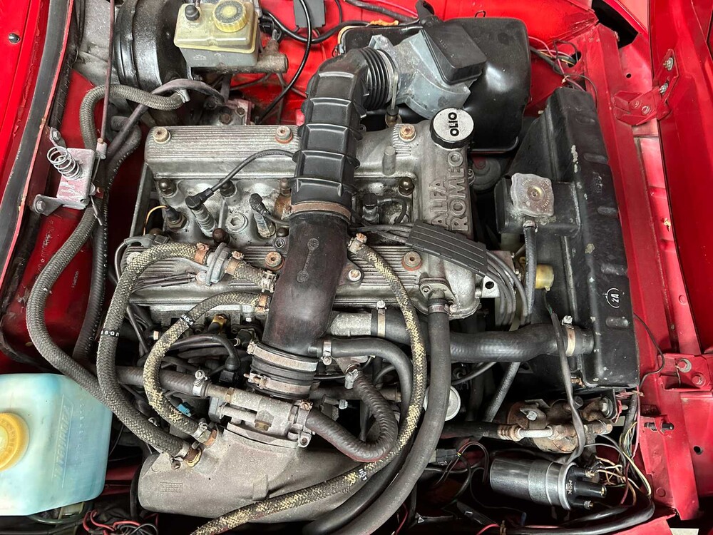 Alfa Romeo Spider 2.0 115PS 1987