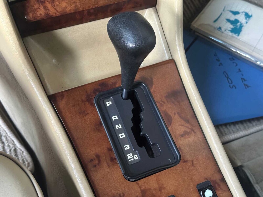 Mercedes-Benz 500 SEC 5.0 V8 245PS 1984 S-Klasse, 77-KVB-8