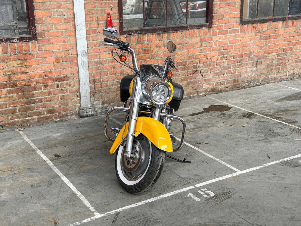 Harley-Davidson FLHRSI Road King Tour 1584cc 2006 Motorrad Youngtimer