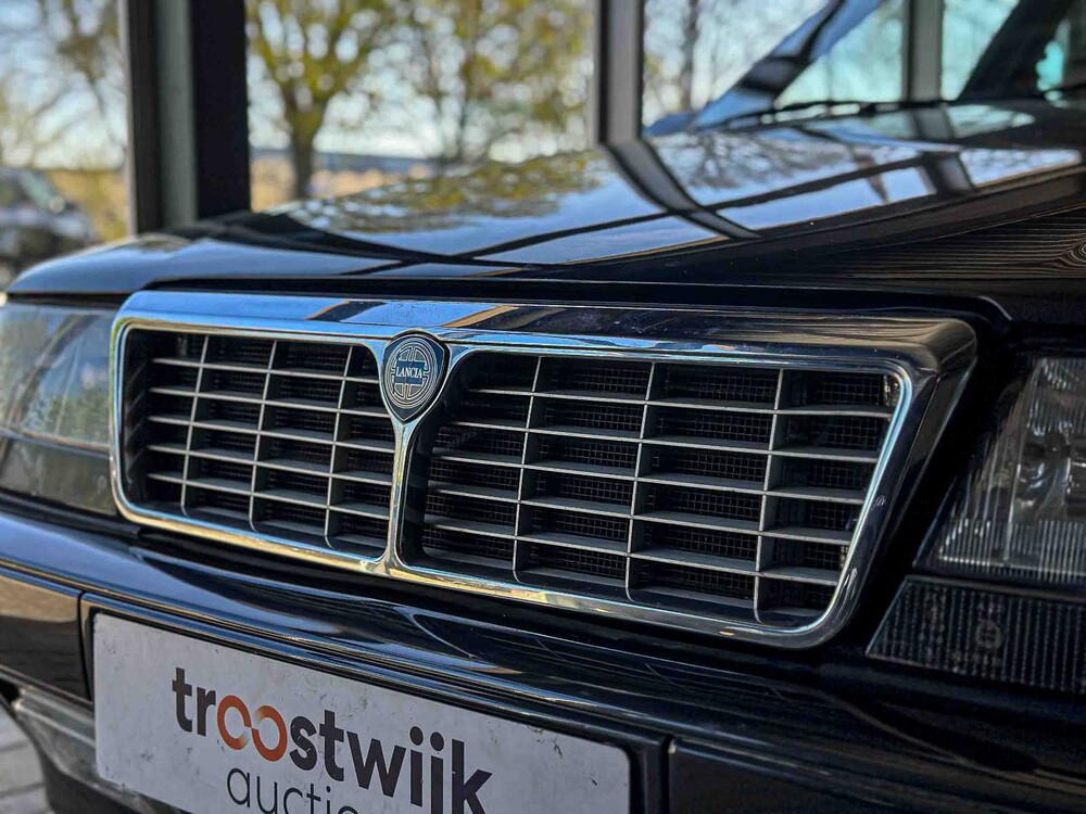 Lancia Theme 3.0 8.32 Ferrari 202PS 1989