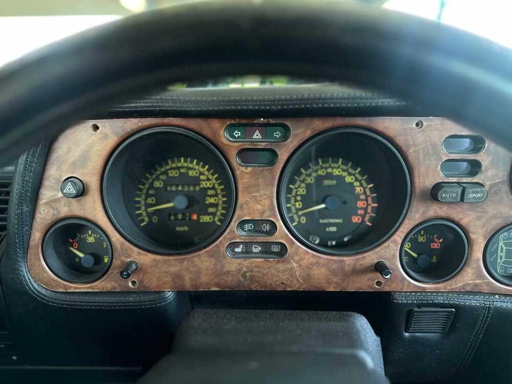 Lancia Theme 3.0 8.32 Ferrari 202PS 1989