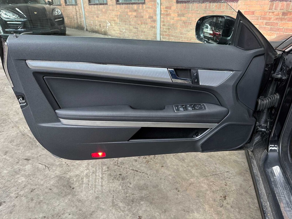 Mercedes-Benz E350 CGI Elegance 3.5 V6 292PS 2009 E-Klasse Coupé, 29-NHZ-8