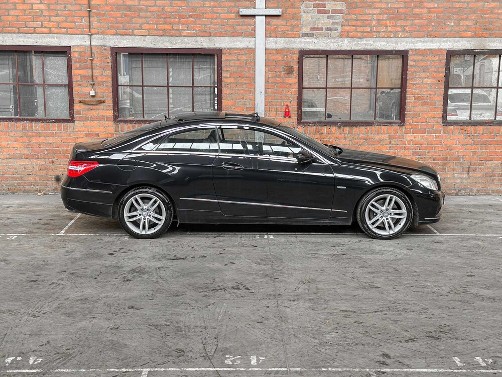 Mercedes-Benz E350 CGI Elegance 3.5 V6 292PS 2009 E-Klasse Coupé, 29-NHZ-8