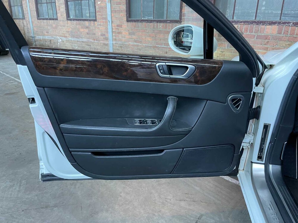 Bentley Continental Flying Spur 6.0 W12 525PS 2007 Youngtimer 