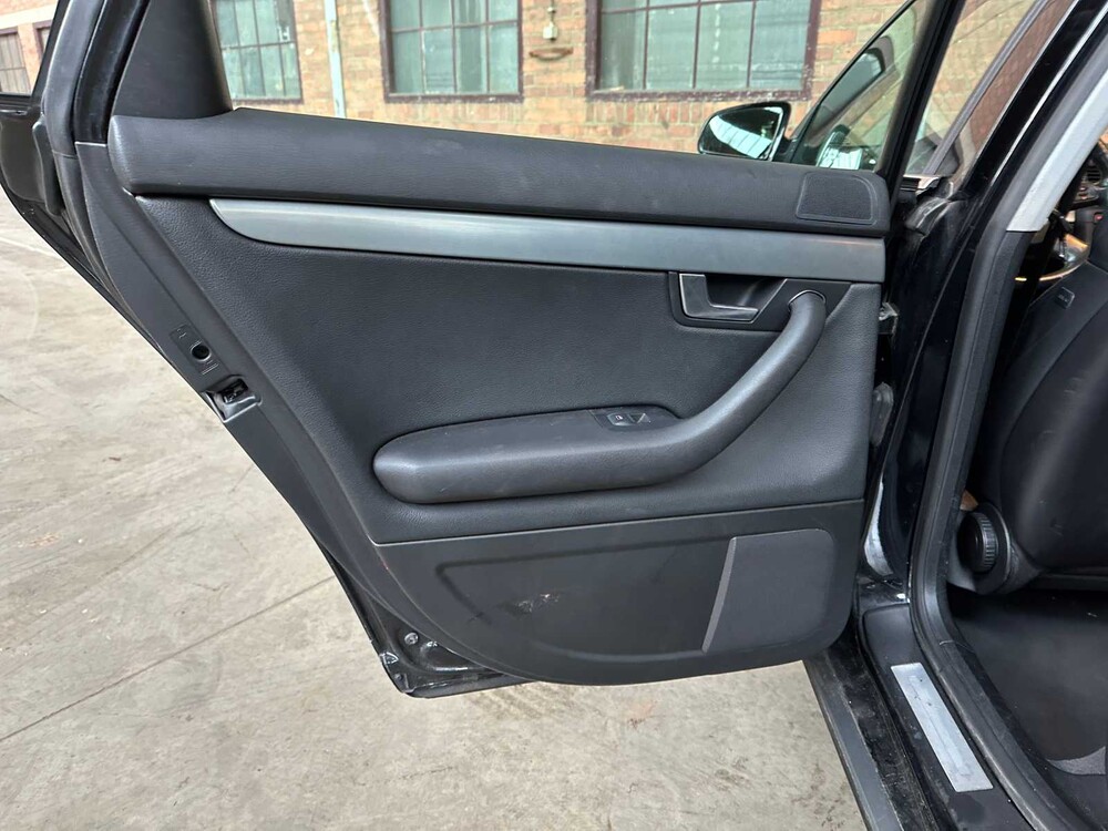 Audi A4 Limousine 3.2 FSI V6 Quattro 256PS 2005, N-609-JR Youngtimer