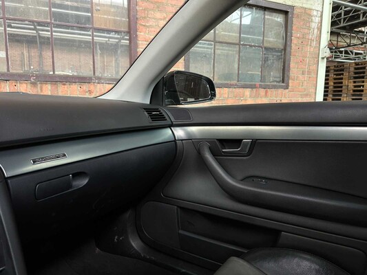 Audi A4 Limousine 3.2 FSI V6 Quattro 256PS 2005, N-609-JR Youngtimer