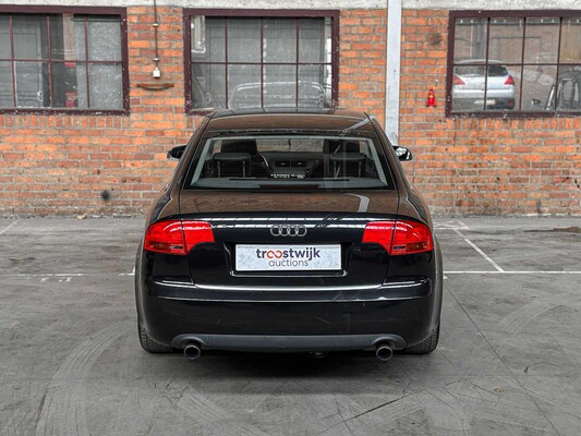 Audi A4 Limousine 3.2 FSI V6 Quattro 256PS 2005, N-609-JR Youngtimer