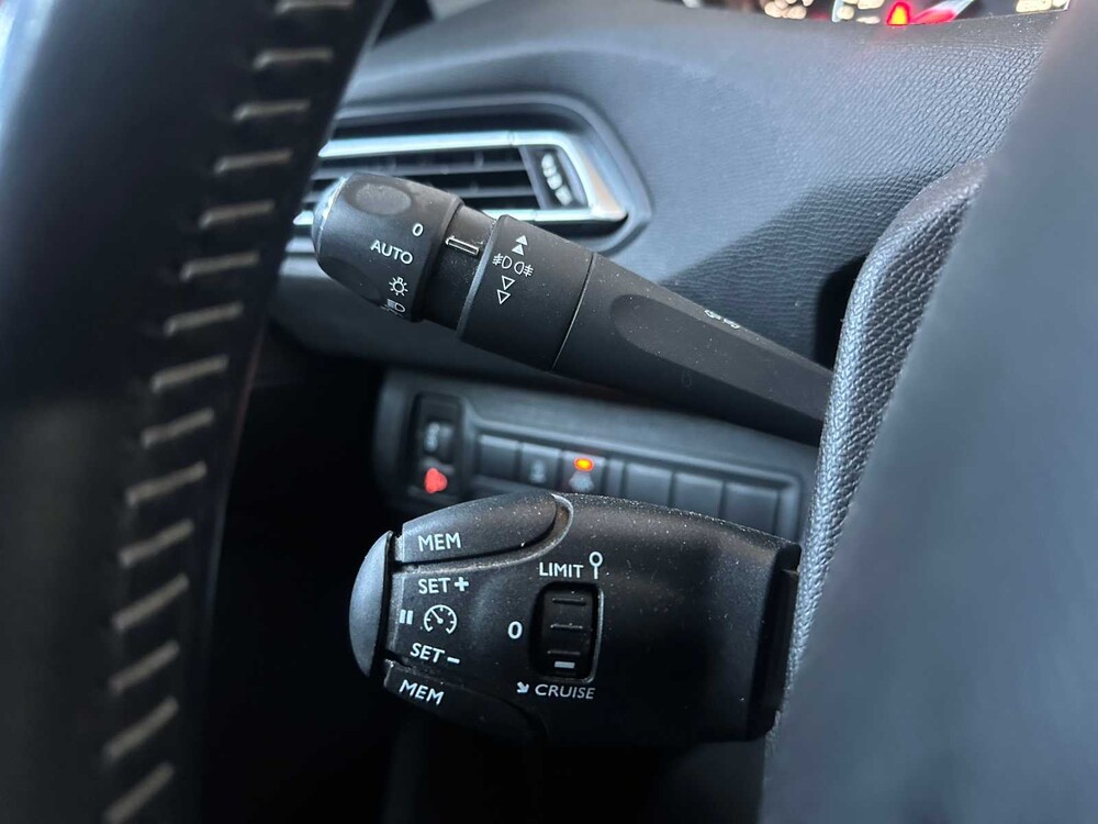 Peugeot 308 SW 1.2 PureT.Blue L. Pr 131PS 2020, H-336-LV