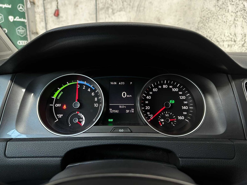 Volkswagen e-Golf 136PS 2014, R-252-BJ