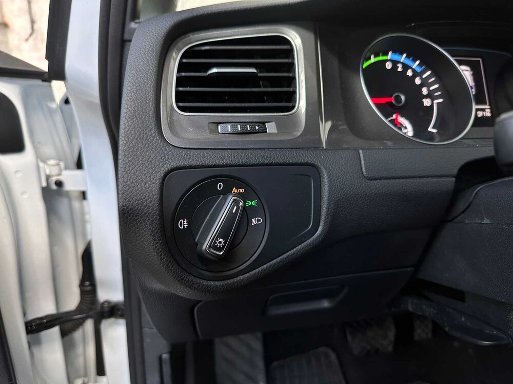 Volkswagen e-Golf 136PS 2014, R-252-BJ