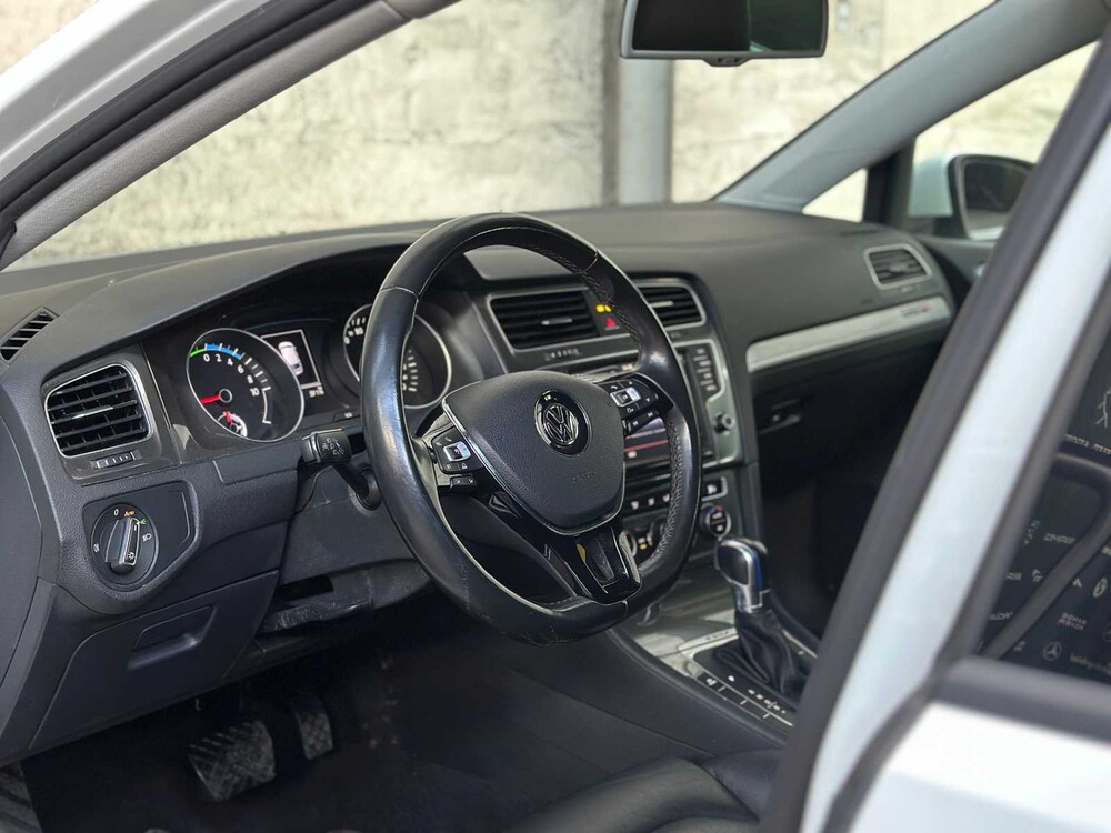 Volkswagen e-Golf 136PS 2014, R-252-BJ