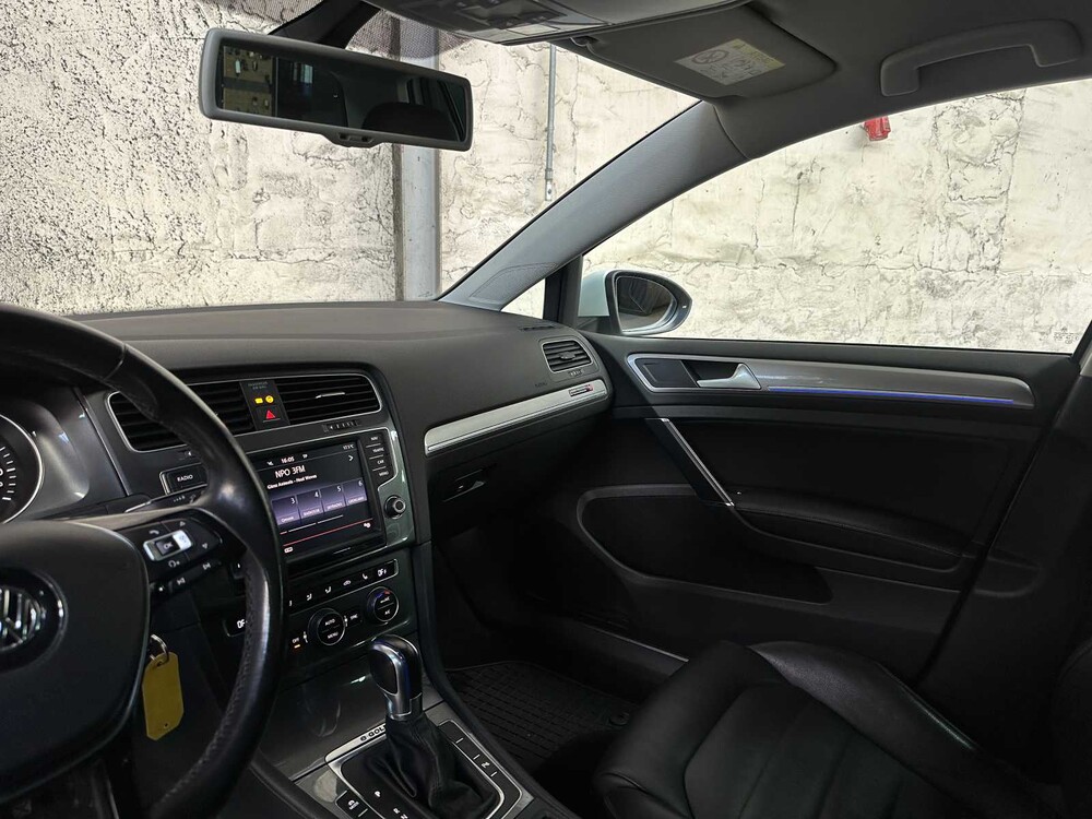 Volkswagen e-Golf 136PS 2014, R-252-BJ