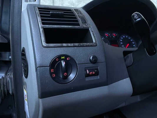Volkswagen Transporter 2.5 TDI 340 Trend.DC 174hp 2006, 48-VBB-4