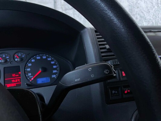 Volkswagen Transporter 2.5 TDI 340 Trend.DC 174hp 2006, 48-VBB-4