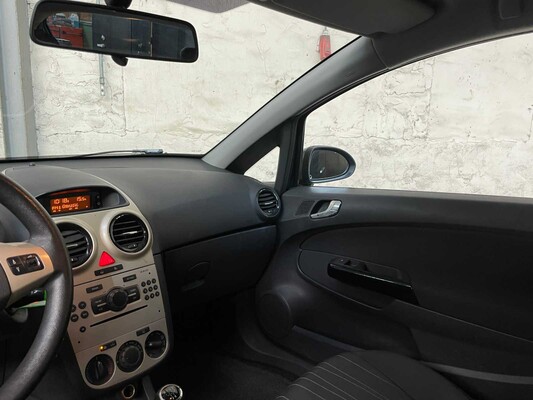 Opel Corsa 1.2-16V Enjoy 80PS 2008, 39-ZF-TL