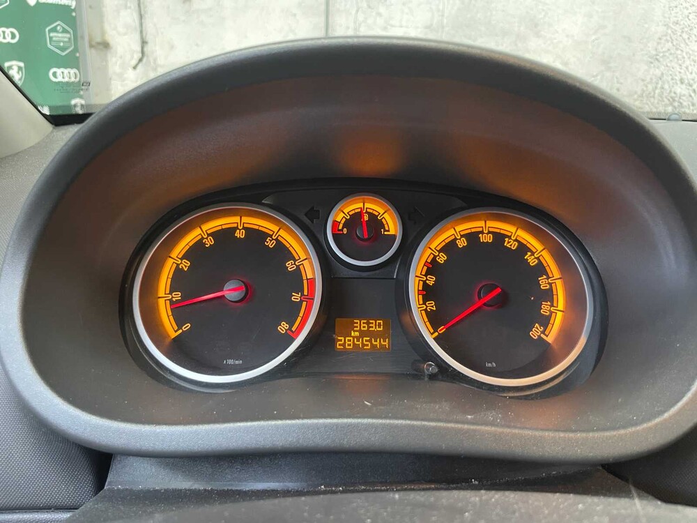 Opel Corsa 1.2 EcoF. CL.Ed. LPG 86PS 2011, 96-SKT-9