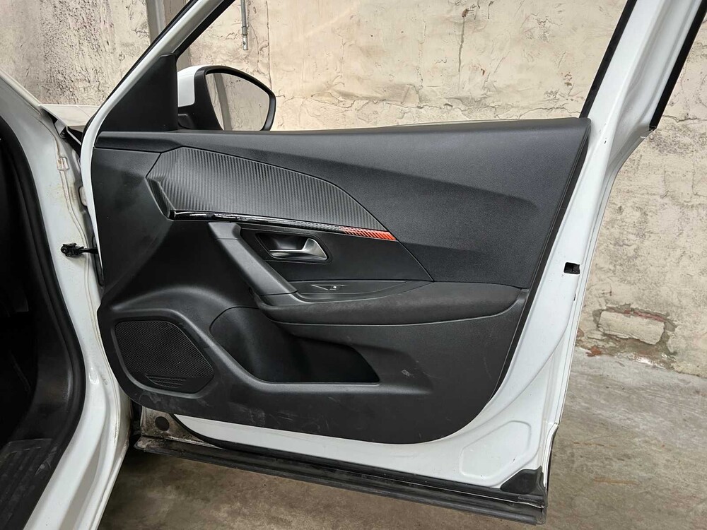 Peugeot 2008 1.2 PureTech Active 101PS 2022, N-304-TX