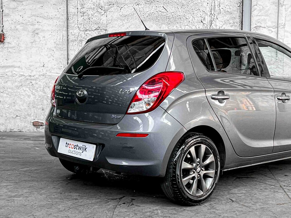 Hyundai i20 1.2 Blue Drive 86hp 2014, 6-XDH-88