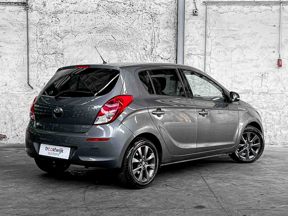 Hyundai i20 1.2 Blue Drive 86hp 2014, 6-XDH-88